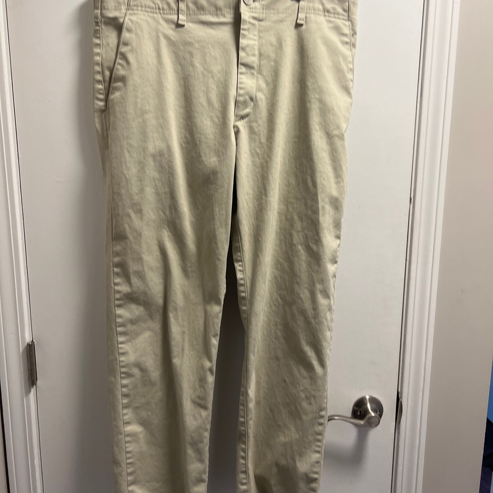 * Men’s Lee Extreme Comfort Straight Fit Pants